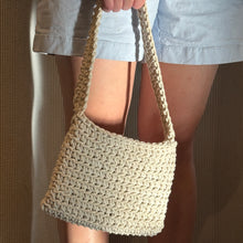 Load image into Gallery viewer, White Crochet Hangbag
